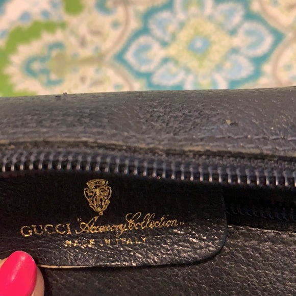 Gucci Crossbody - Picture 4 of 4